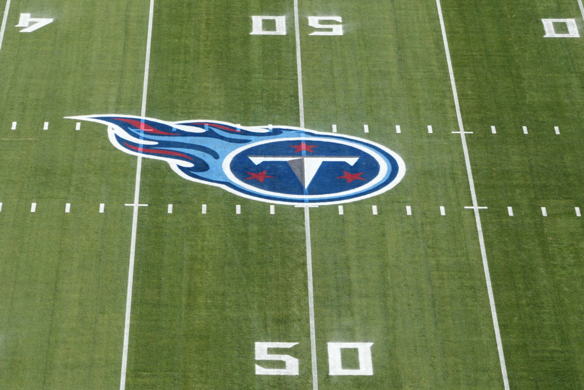 Tennessee Titans Projected To Pass On Top QBs And Travis Hunter In 2025