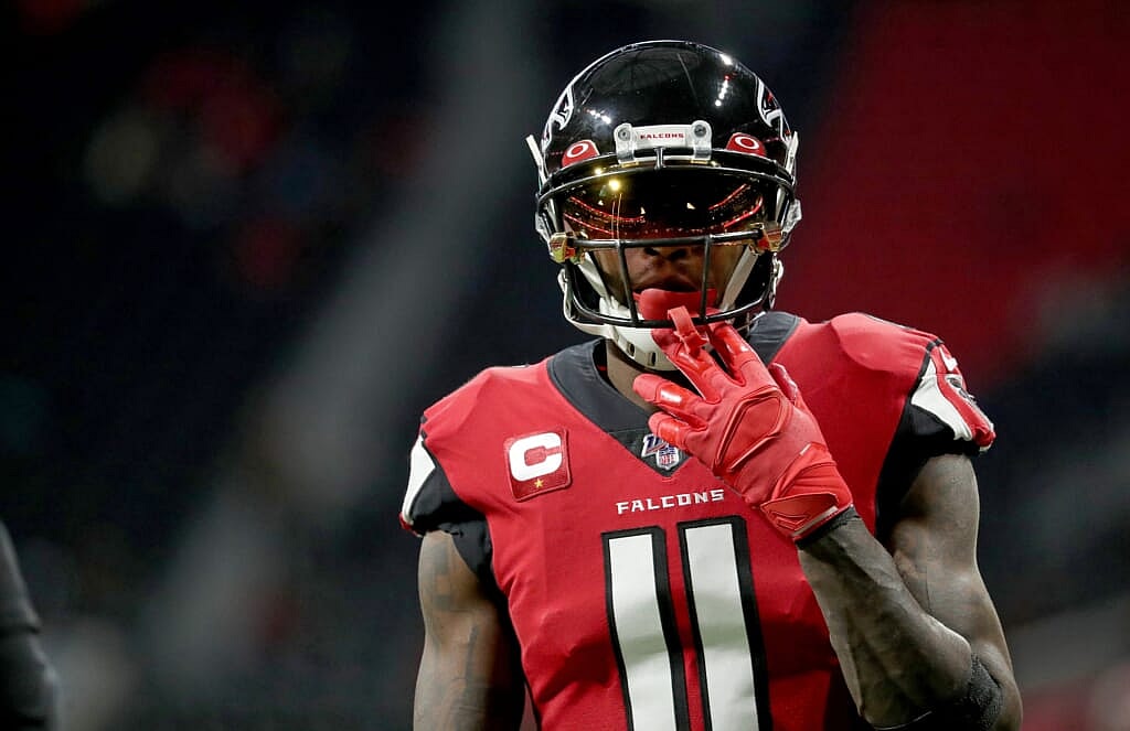 Falcons-WR-Julio-Jones-during-NFL-game-against-Jaguars