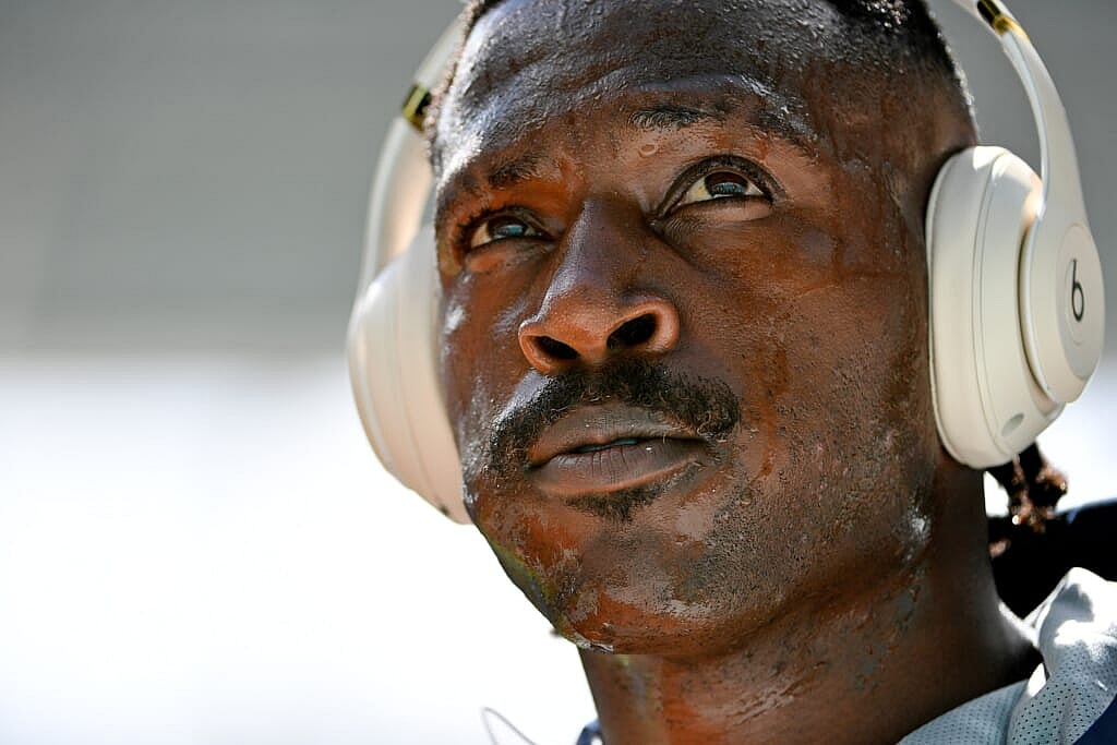 NFL wide receiver Antonio Brown is still waiting to sign with a team