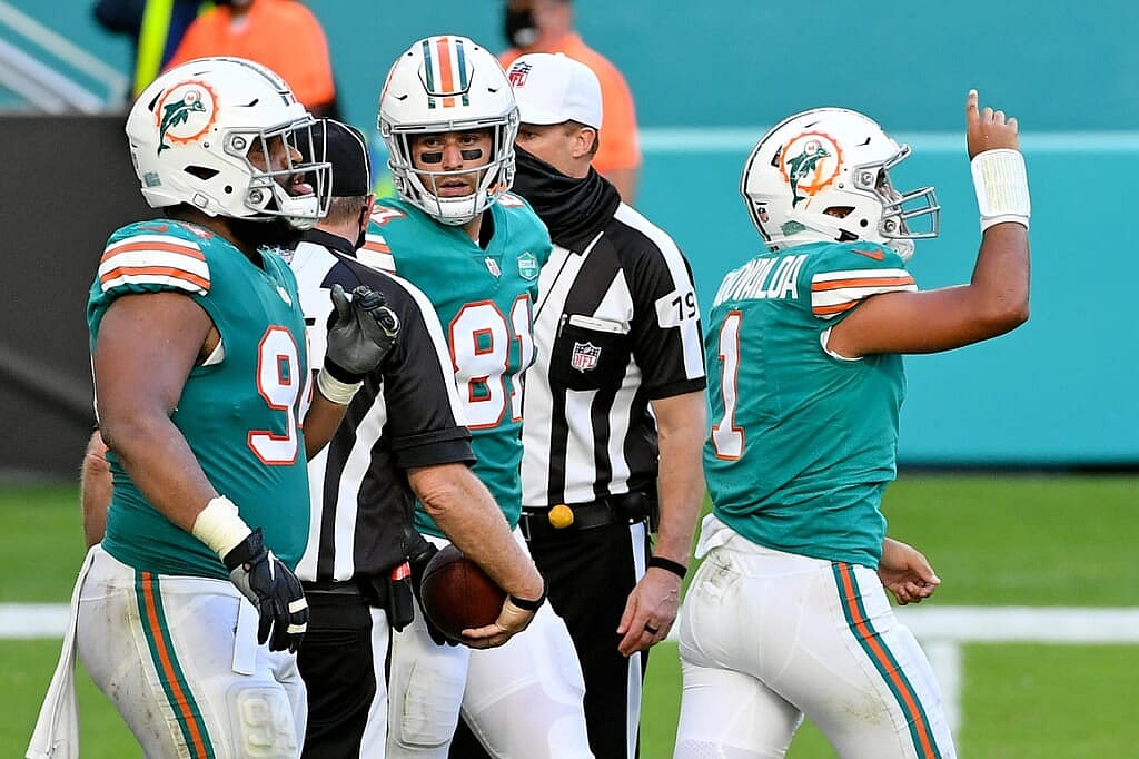 NFL Week 16: Dolphins-Raiders