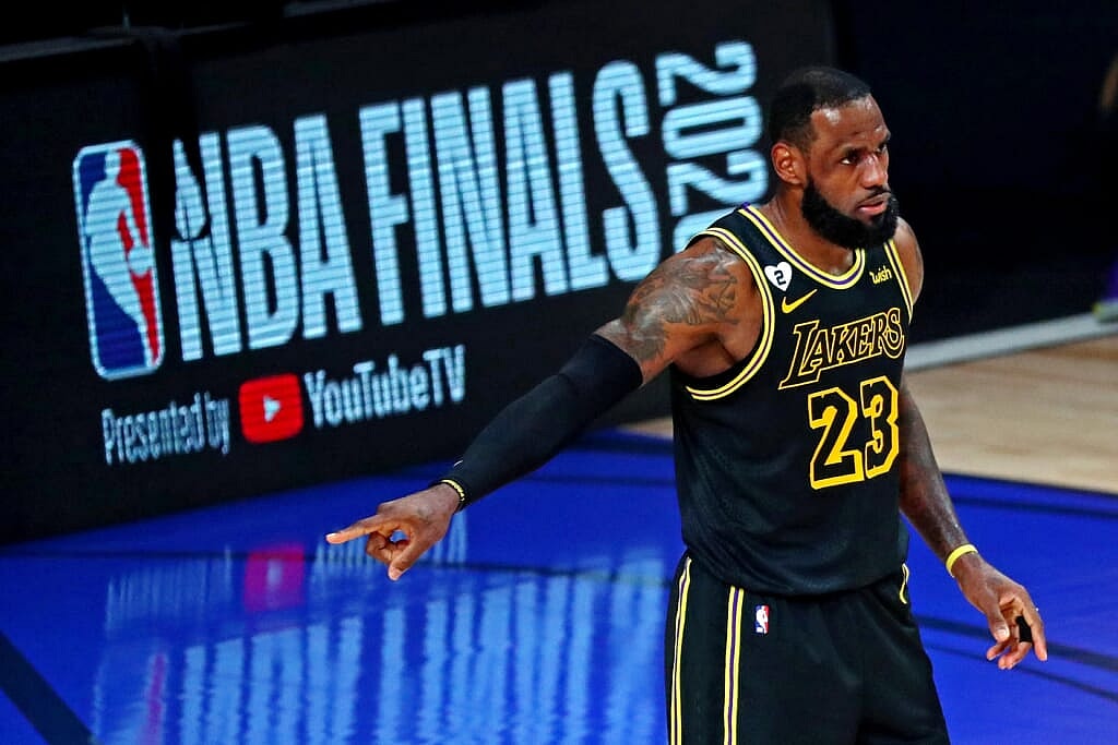 LeBron James' Lakers favored to repeat as NBA champions
