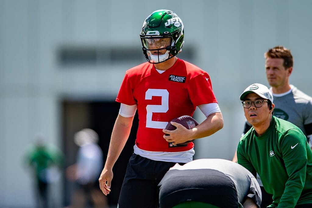 New York jets QB Zach Wilson contract