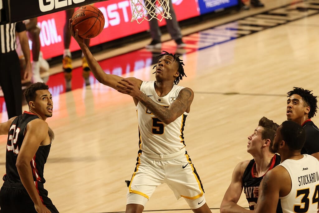 Philadelphia 76ers draft Nah'Shon Hyland at No. 28 