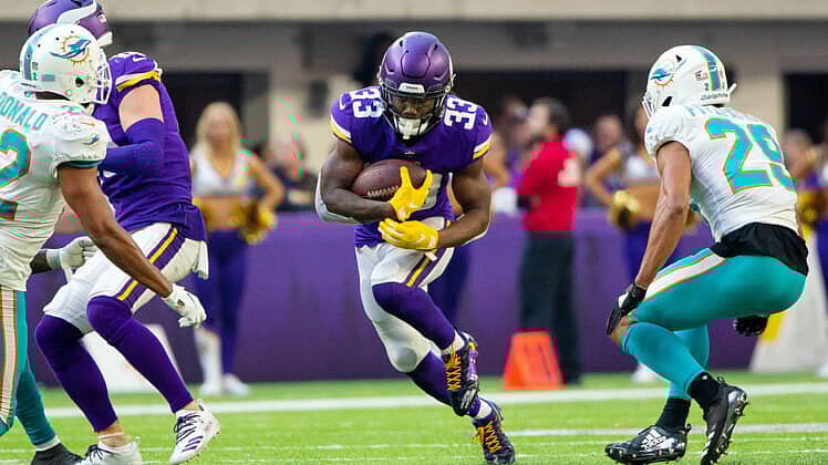 NFL: Miami Dolphins at Minnesota Vikings