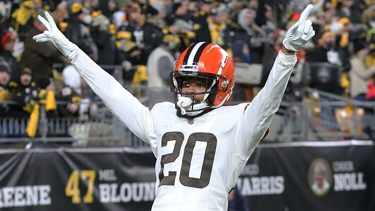 NFL: Cleveland Browns at Pittsburgh Steelers
