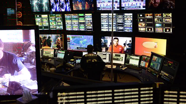 NFL: DIRECTV's NFL Sunday Ticket's RED ZONE Channel