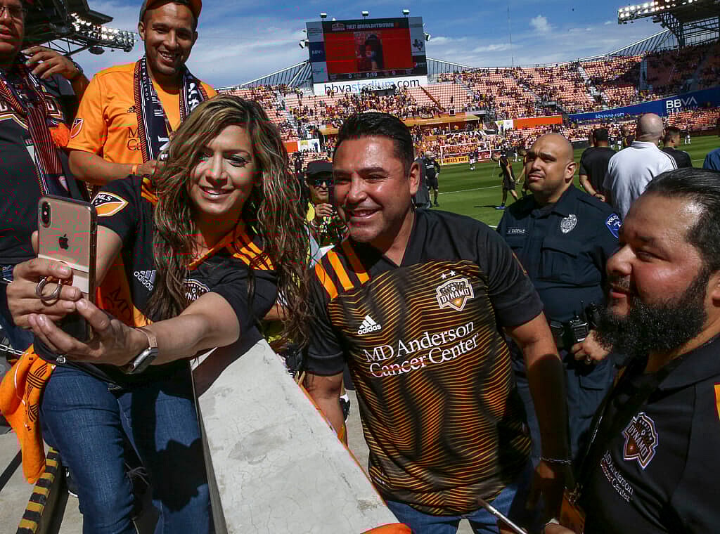 oscar de la hoya's next fight