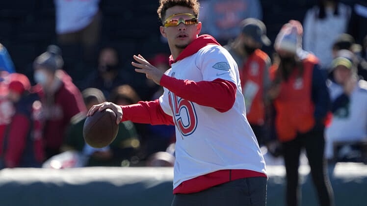 longest football throw: patrick mahomes