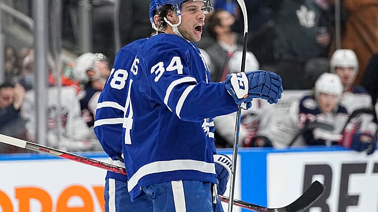 NHL: Columbus Blue Jackets at Toronto Maple Leafs