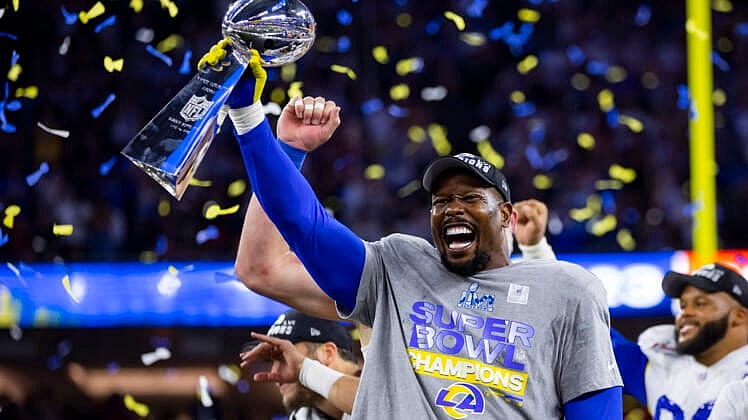 von miller signs with buffalo bills