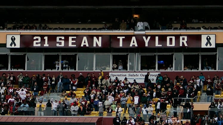 NFL: Buffalo Bills at Washington Redskins