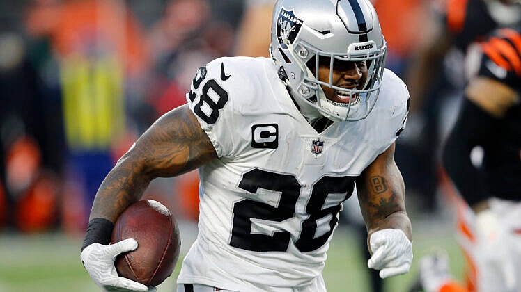 las vegas raiders josh jacobs contract