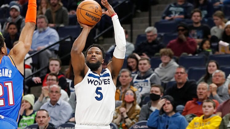NBA: Oklahoma City Thunder at Minnesota Timberwolves