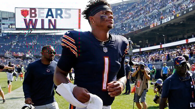 chicago bears qb justin fields