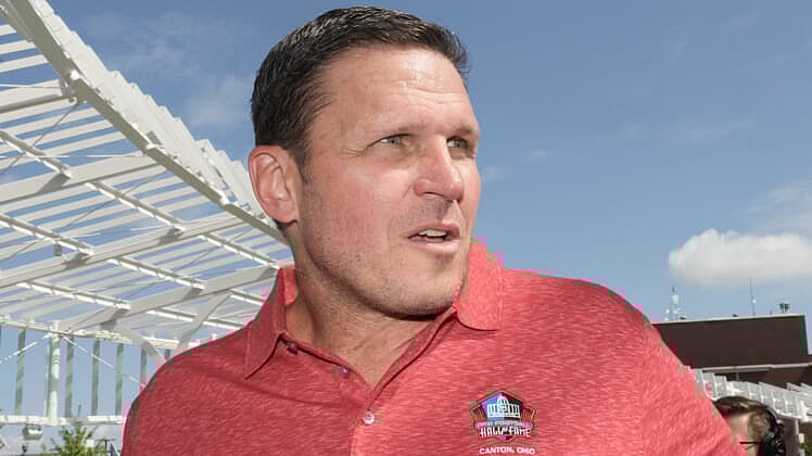 NFL: Pro Football Hall of Fame-Enshrinees Gold Jacket Dinner