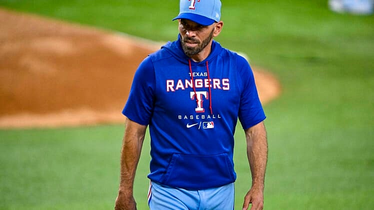 texas rangers fire chris woodward