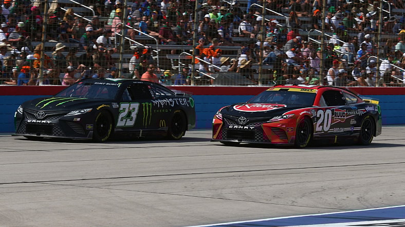 NASCAR: Autotrader EchoPark Automotive 500