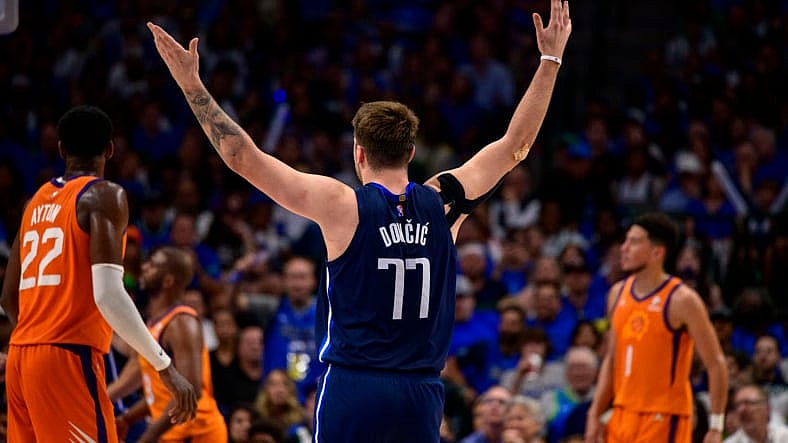NBA: Phoenix Suns at Dallas Mavericks