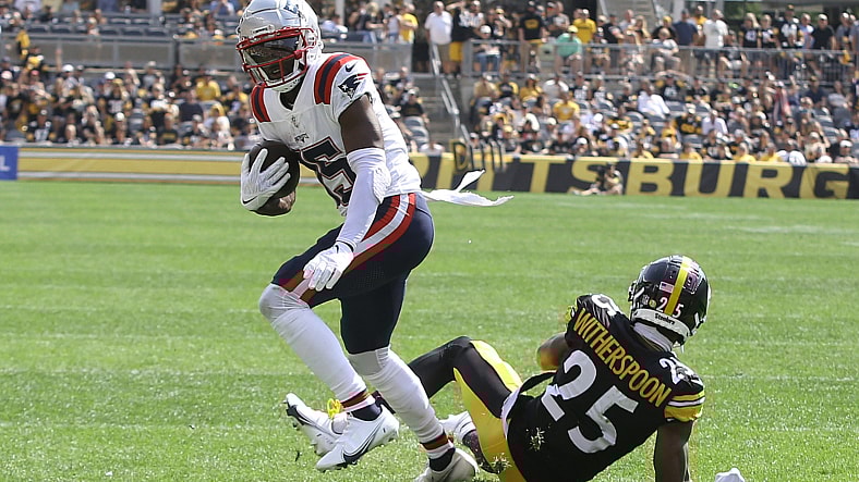 new york giants trade for nelson agholor