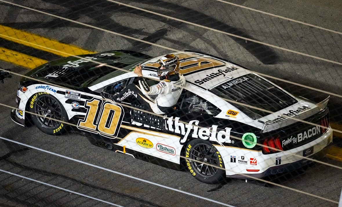 NASCAR: Bluegreen Vacations Duel 2 at DAYTONA