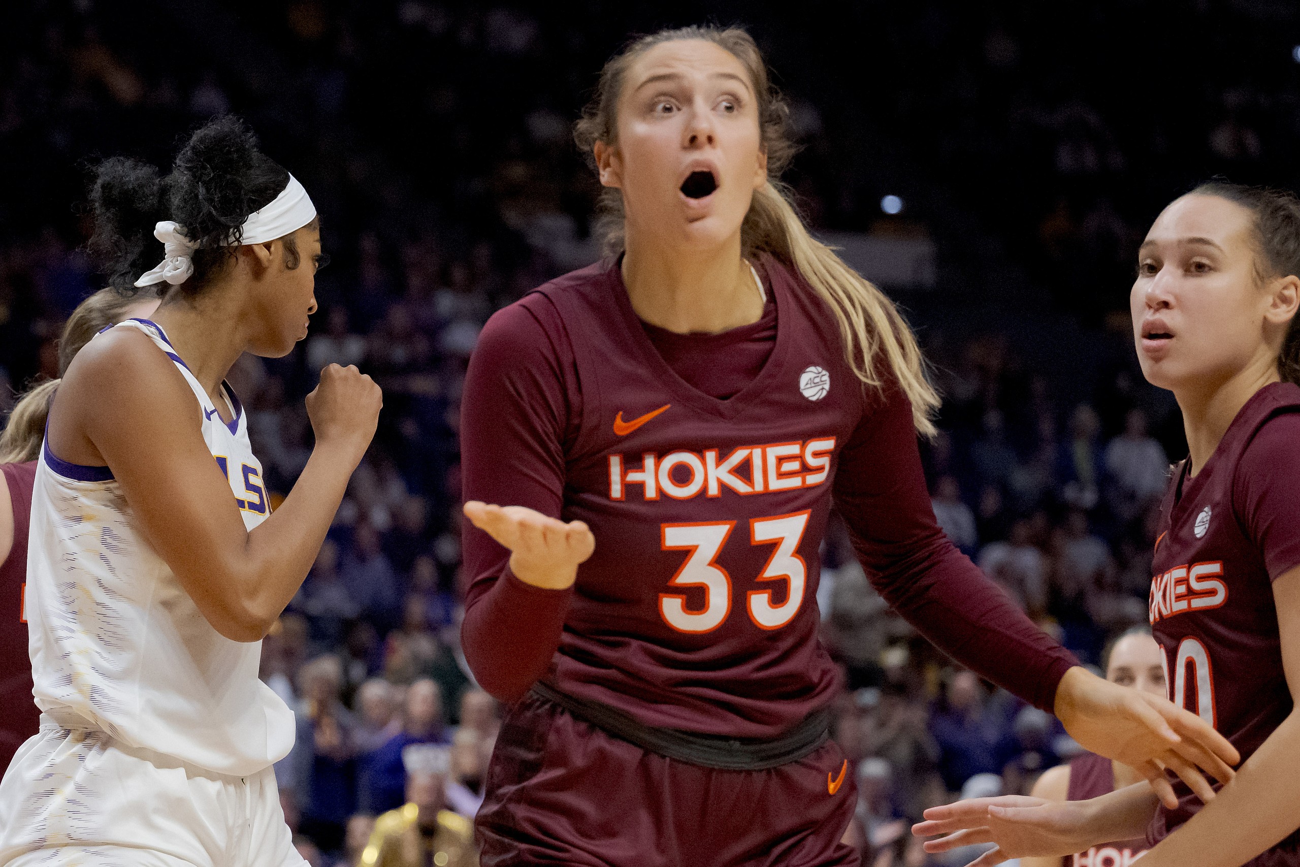 Best women’s college basketball players, Elizabeth Kitley