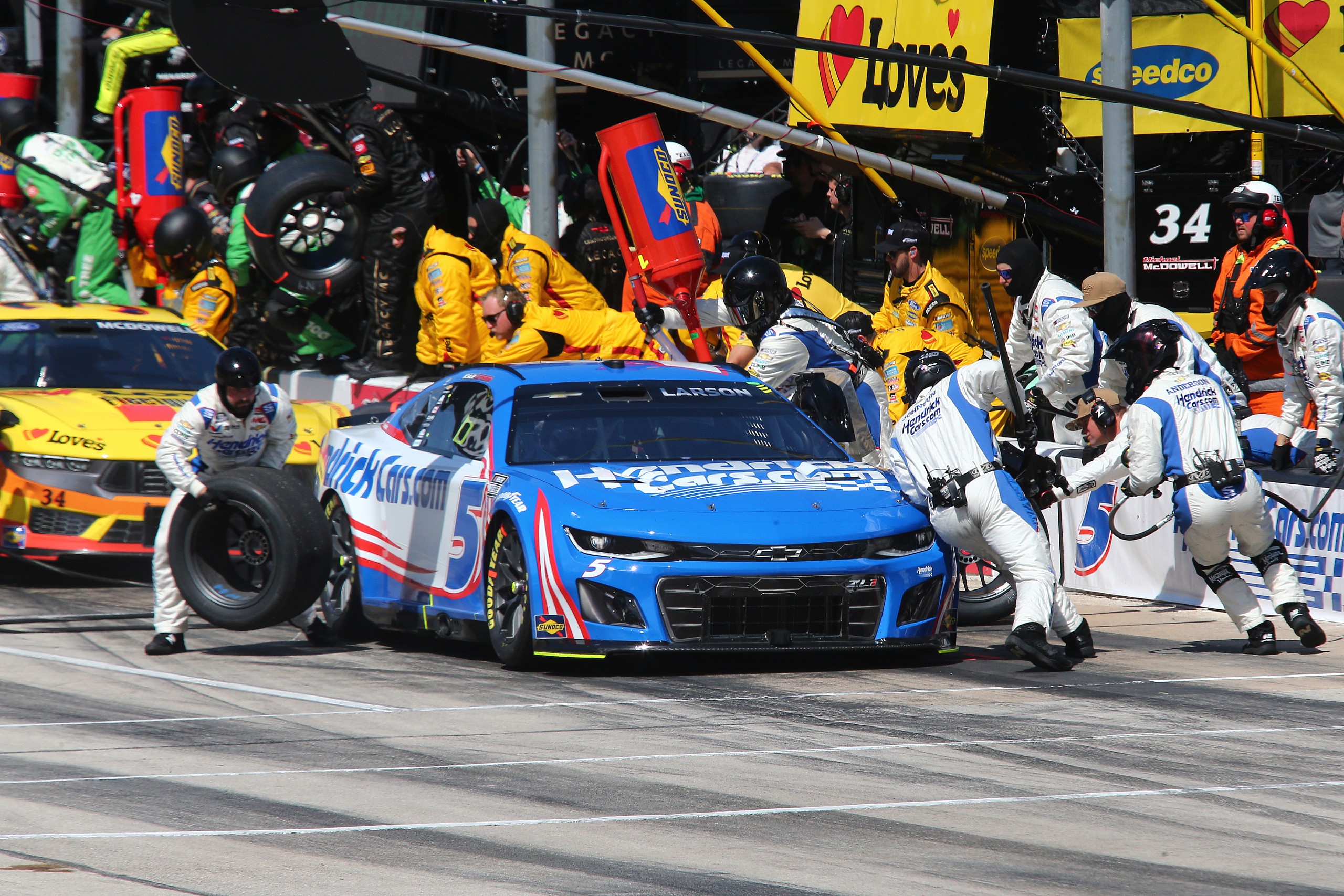 NASCAR: Autotrader EchoPark Automotive 400
