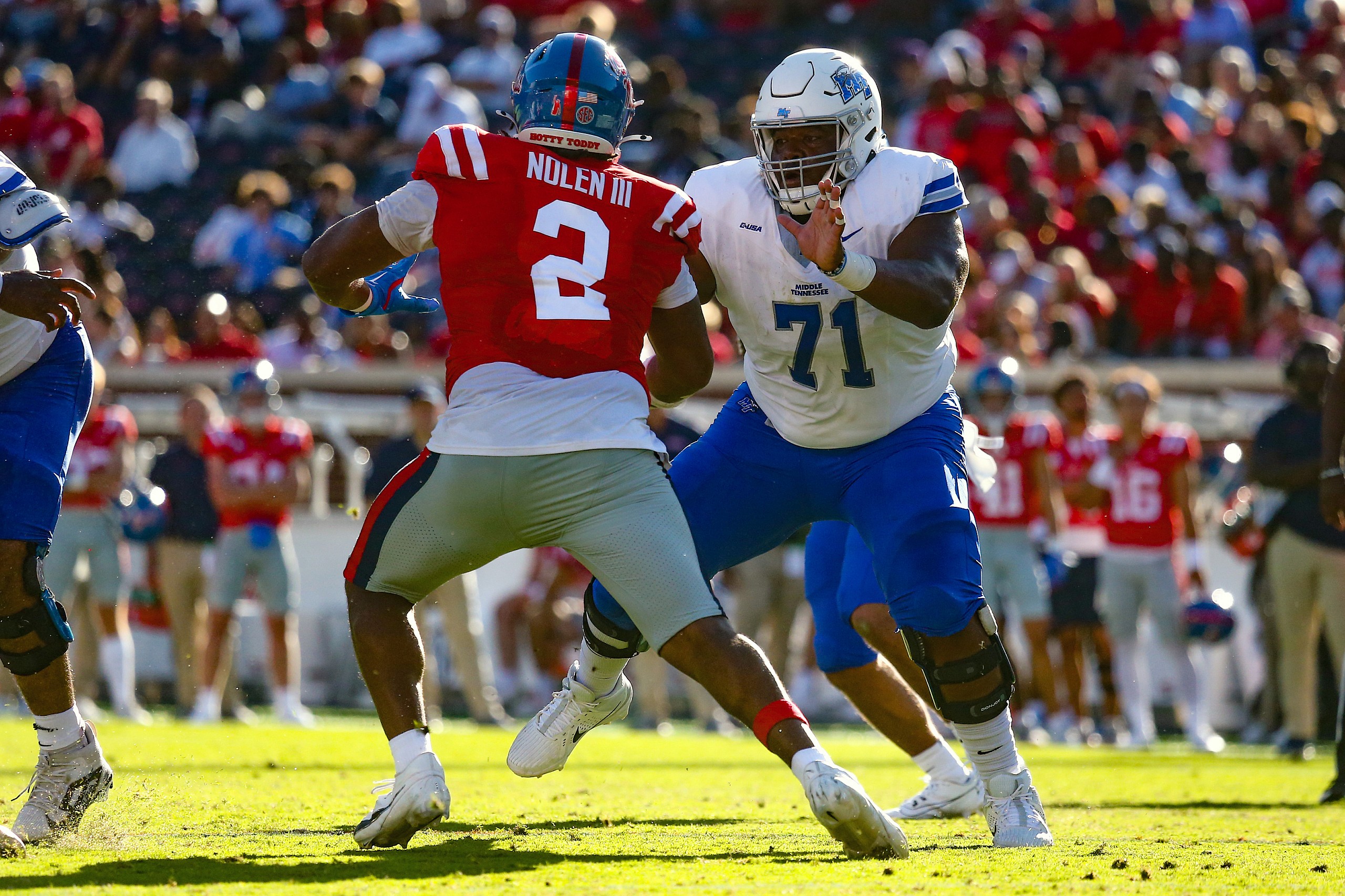 NCAA Football: Middle Tennessee at Mississippi