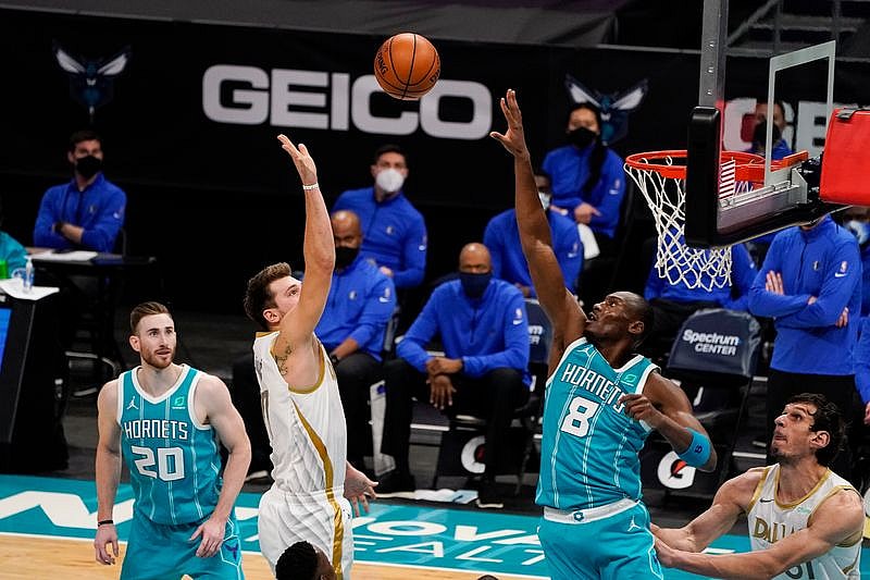 tagreuters.com2021binary_LYNXMPEH0D0HE-BASEIMAGE