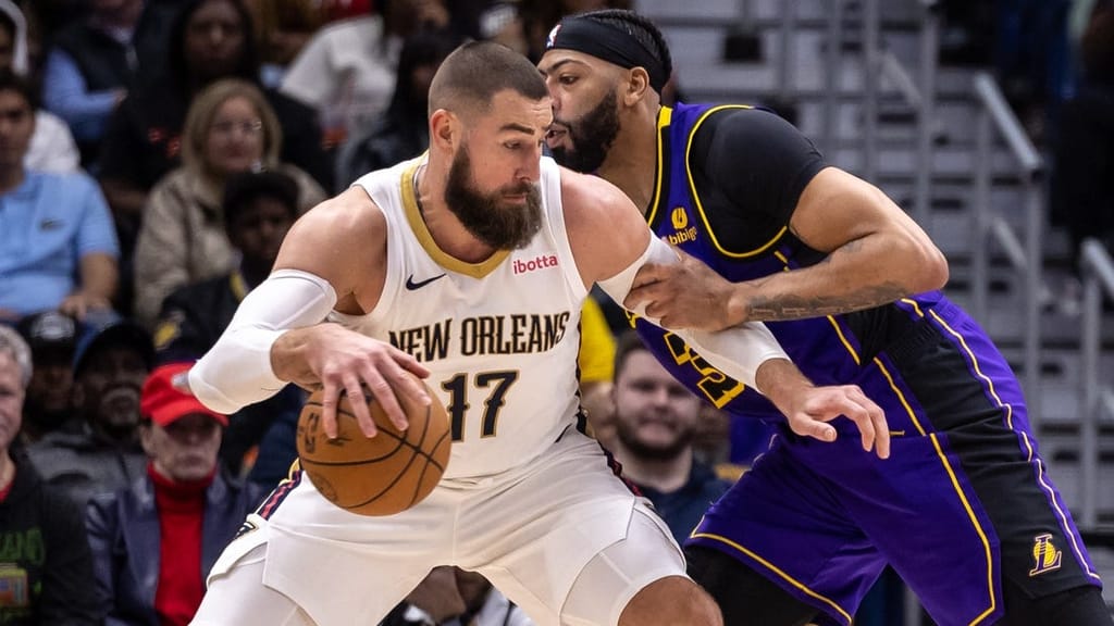 New Orleans Pelicans center Jonas Valanciunas