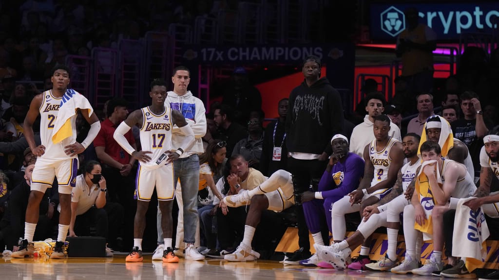 los angeles lakers: lakers bench
