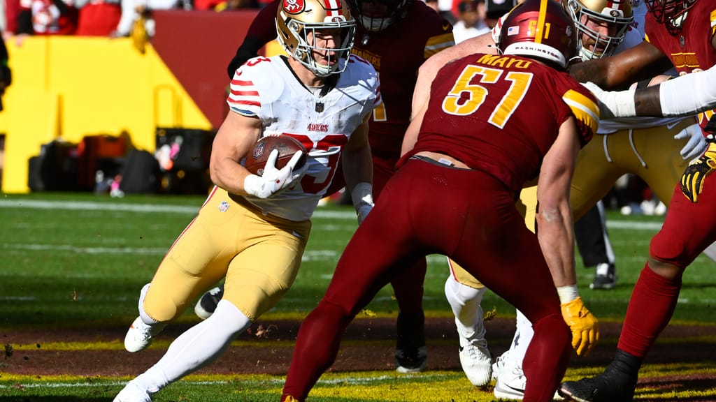 NFL: San Francisco 49ers at Washington Commanders
