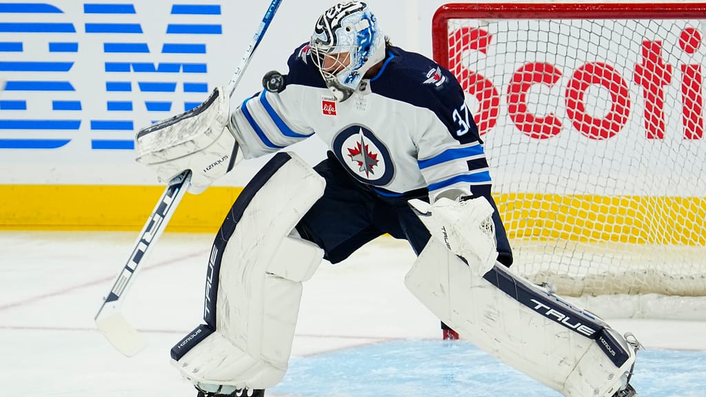 NHL: Winnipeg Jets at Toronto Maple Leafs