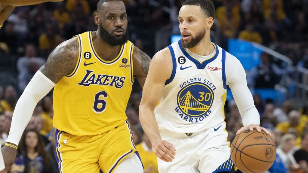 Golden State Warriors' Stephen Curry against LeBron James