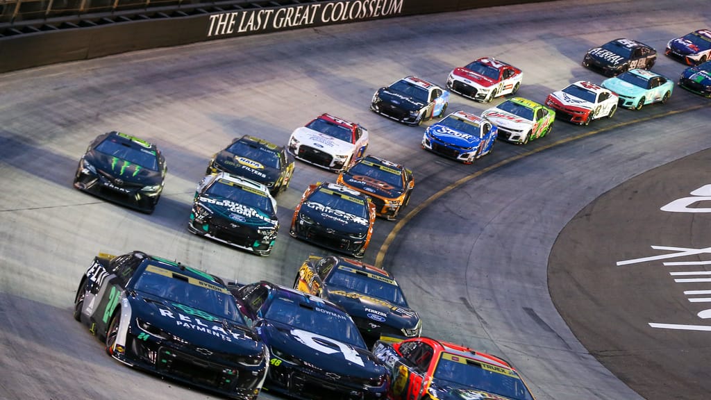 NASCAR: Bass Pro Shops Night Race