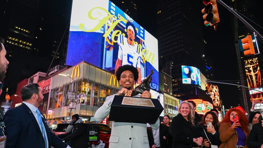 Las Vegas Raiders rumors Jayden Daniels