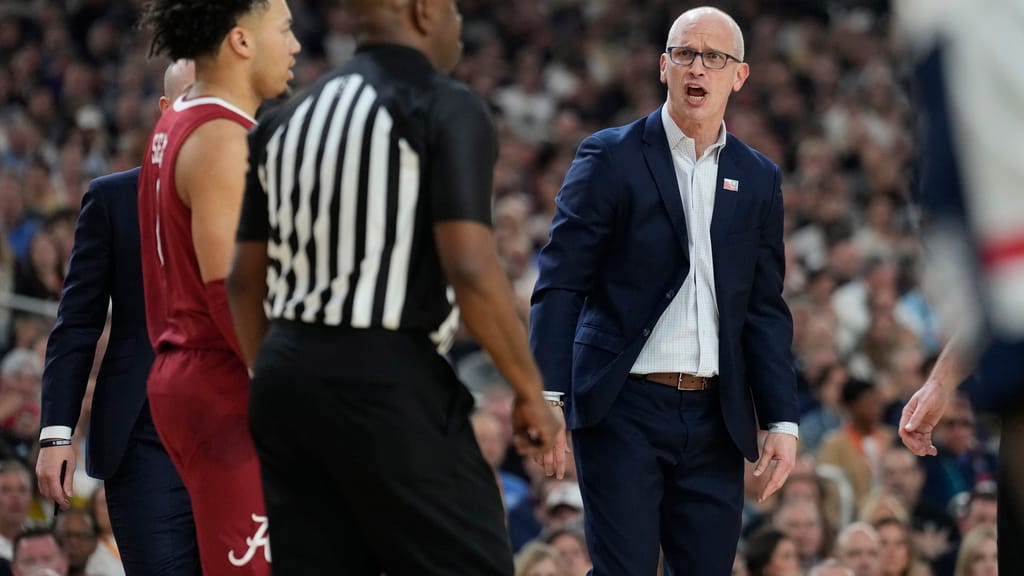 Dan Hurley, UConn Huskies