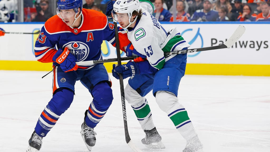 NHL: Vancouver Canucks at Edmonton Oilers