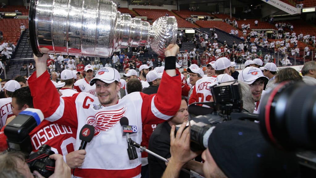 NHL: Detroit Red Wings at Pittsburgh Penguins