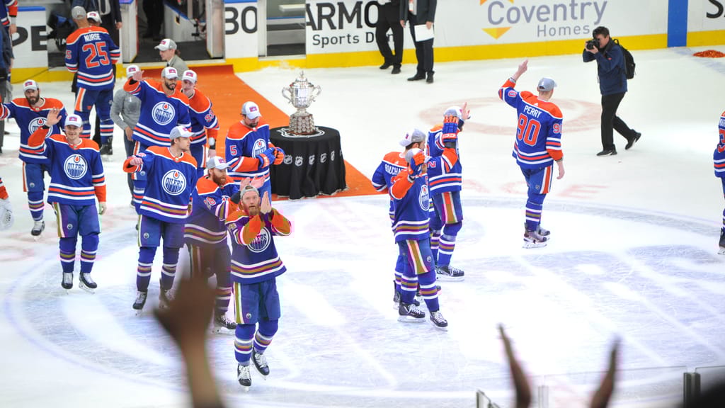NHL: Stanley Cup Playoffs-Dallas Stars at Edmonton Oilers