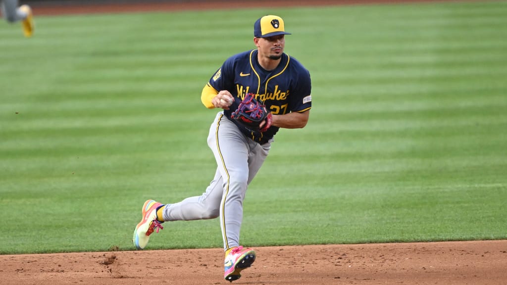 Top MLB free agents 2025