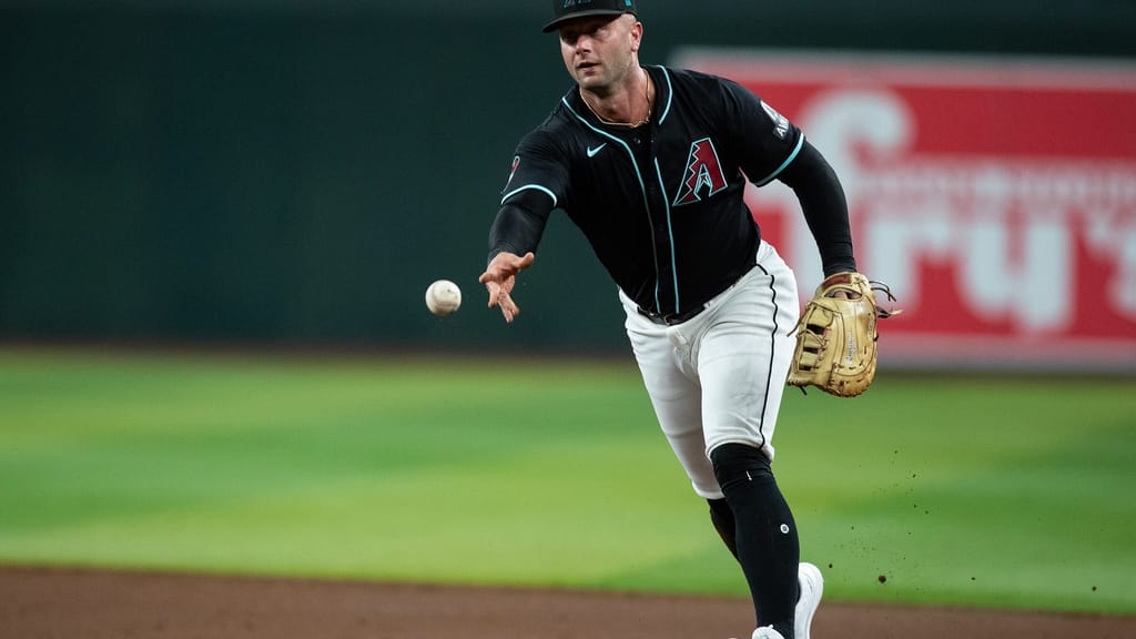 Top MLB free agents 2025