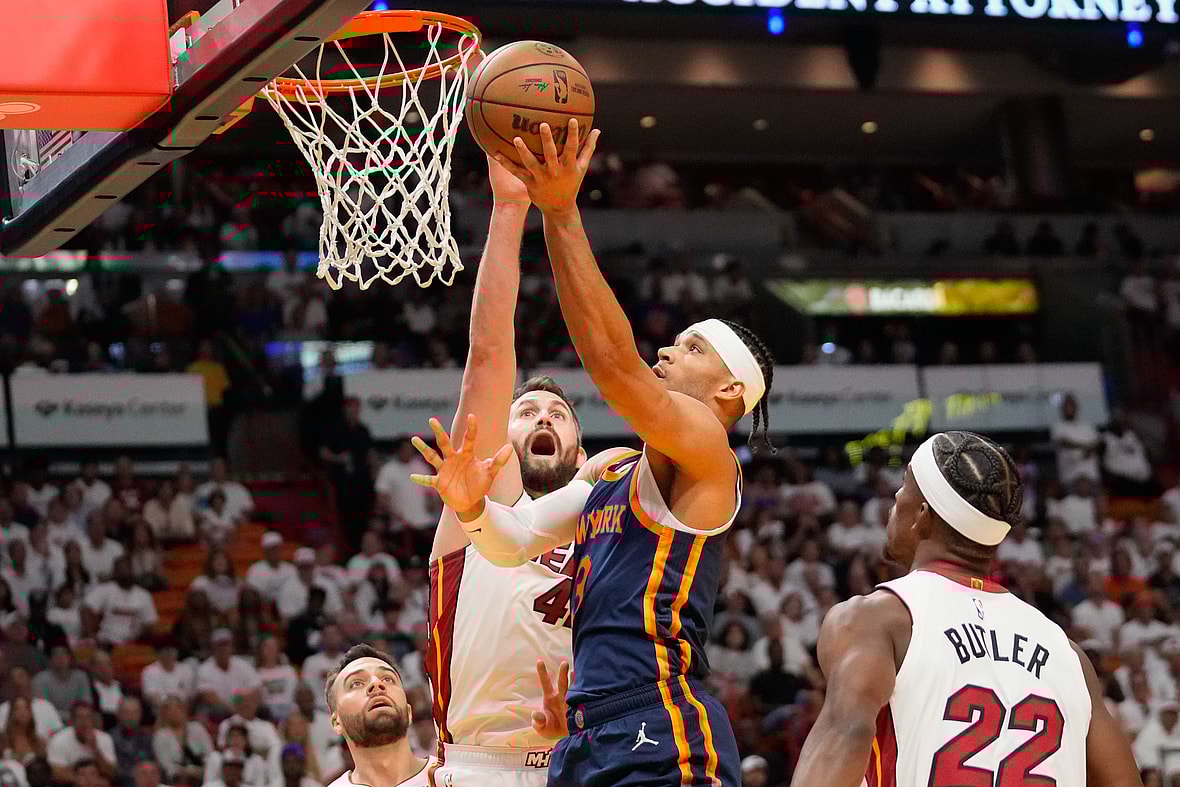 NBA: Playoffs-New York Knicks at Miami Heat
