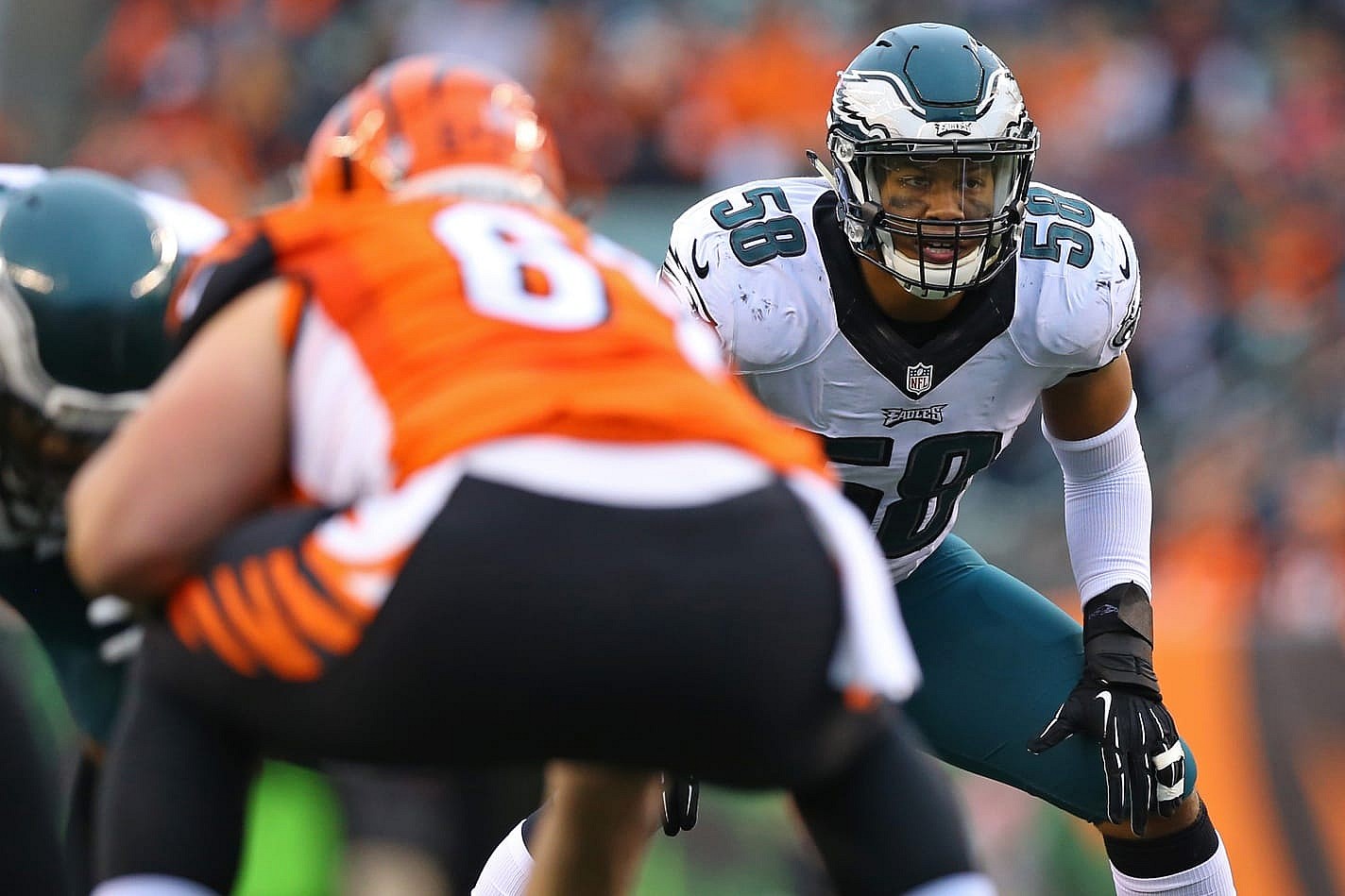 Eagles LB Jordan Hicks injured his hand while on honeymoon in Greece.