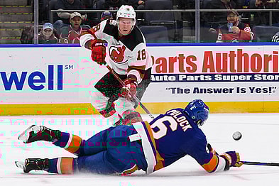 NHL: New Jersey Devils at New York Islanders