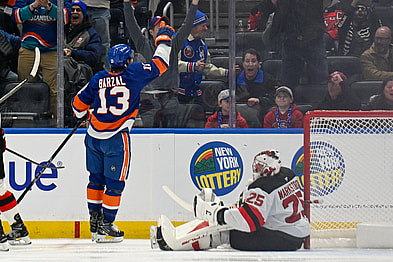 NHL: New Jersey Devils at New York Islanders