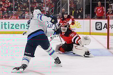 NHL: Winnipeg Jets at New Jersey Devils