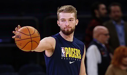 Domantas Sabonis dunk