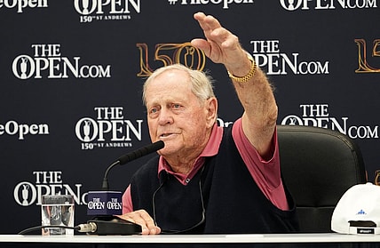 Jul 11, 2022; St. Andrews, SCT; Three-time Open champion Jack Nicklaus during a press conference at the 150th Open Championship golf tournament at St. Andrews Old Course. Jack Nicklaus will join Americans Bobby Jones in 1958 and Benjamin Franklin in 1759 to be awarded honorary citizenship in St. Andrews.
Mandatory Credit: Rob Schumacher-USA TODAY Sports