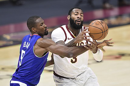 Los Angeles Lakers favored to land Andre Drummond