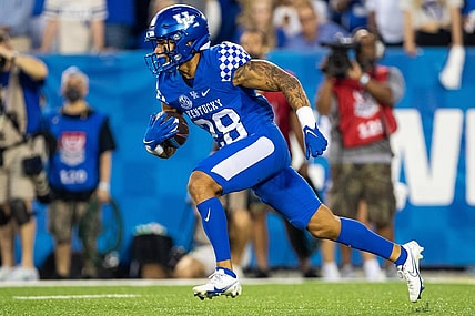 Oct 2, 2021; Lexington, Kentucky, USA; Kentucky Wildcats wide receiver Rahsaan Lewis (28) carries the ball down the field during the second quarter against the Florida Gators at Kroger Field. Mandatory Credit: Jordan Prather-USA TODAY Sports